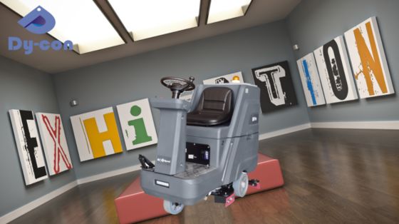 डी8 प्रो राइड-ऑन फ्लोर स्क्रबर ड्रायर 660 मिमी सफाई चौड़ाई 130L टैंक